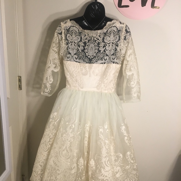 Chi Chi London Gilded Grace Lace Dress - Picture 6 of 8